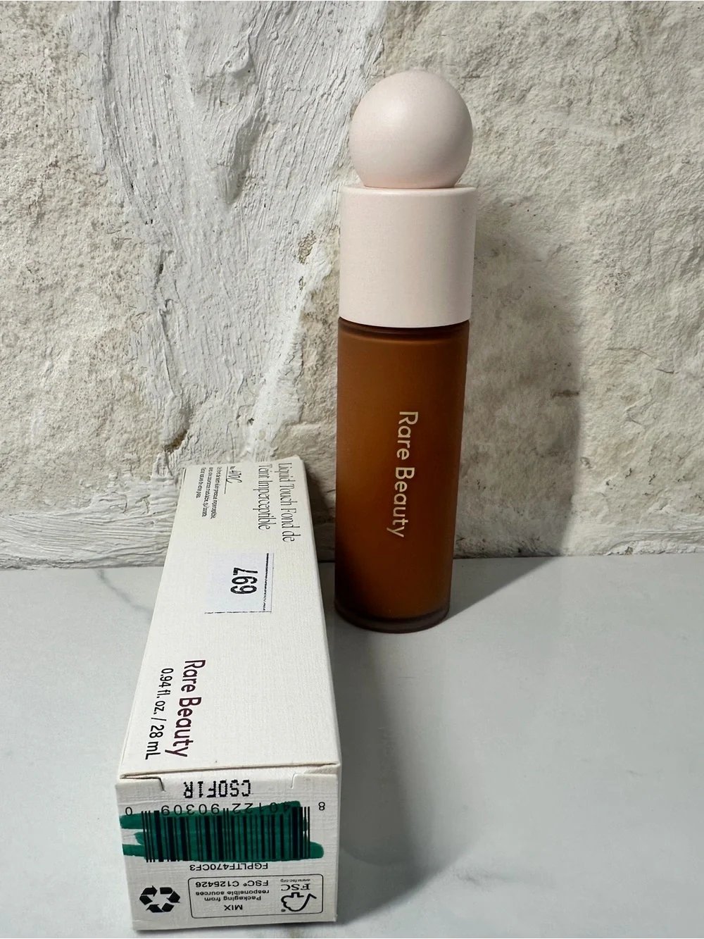 ⭐ Rare Beauty Liquid Touch Weightless Foundation ⭐ Shade: 470C 0.94 oz